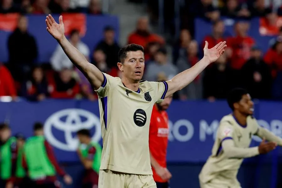 Lewandowski termina contrato con el Barcelona